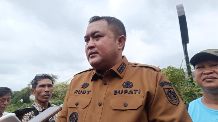 Bupati Bogor, Rudy Susmanto