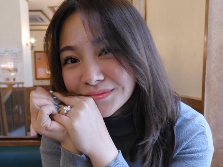 Devy Anastasia Dilamar Usai 5 Tahun Pacaran, Calon Suami Masih Misterius