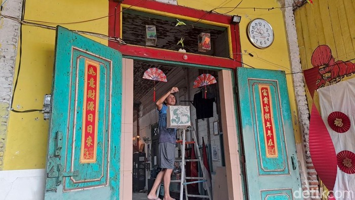 Kampung Tambak Bayan menyambut Imlek