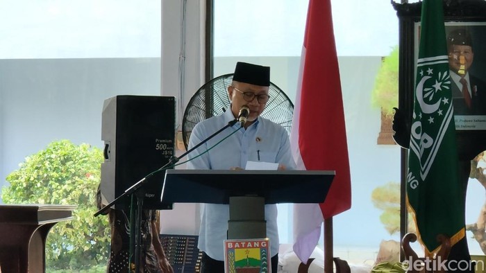 Menko Pangan Zulkifli Hasan Saat di Batang, Jumat (30/1/2026).
