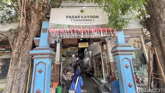 Pasar Kayoon Surabaya