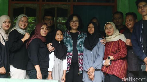 Rubiyati dan Ariendra Ralea Irgantari saat ditemui di rumah kontrakannya, Kalurahan Salamrejo, Jumat (30/1/2026) Rubiyati dan Ariendra Ralea Irgantari saat ditemui di rumah kontrakannya, Kalurahan Salamrejo, Jumat (30/1/2026)