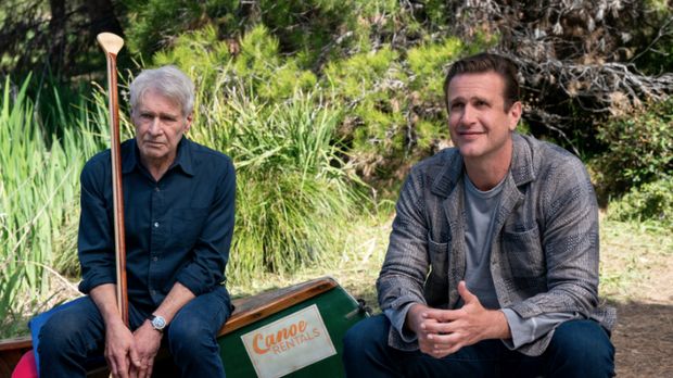 Cuplikan adegan dalam serial Shrinking.