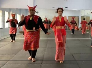 Tentang Tari Piso Surit Suku Karo, Simbol Cinta dan Kerinduan