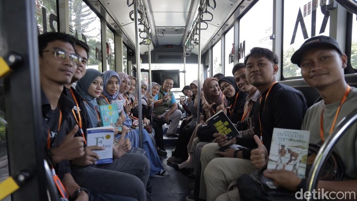 TransLiteria Hadirkan Pengalaman Baca Buku Keliling Kota Kediri