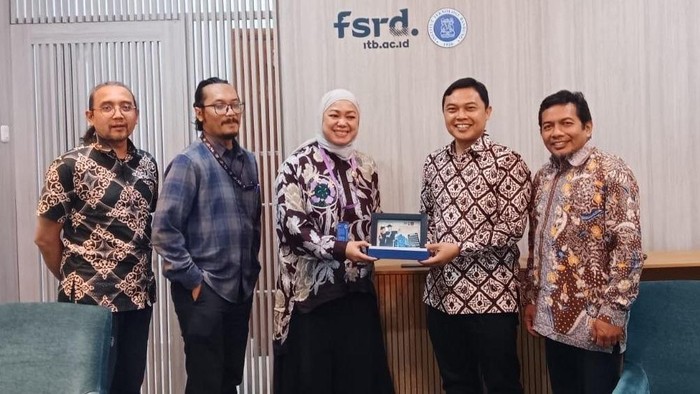 DKV Udinus dan FSRD ITB Sepakati Program Fast Track S1-S2
