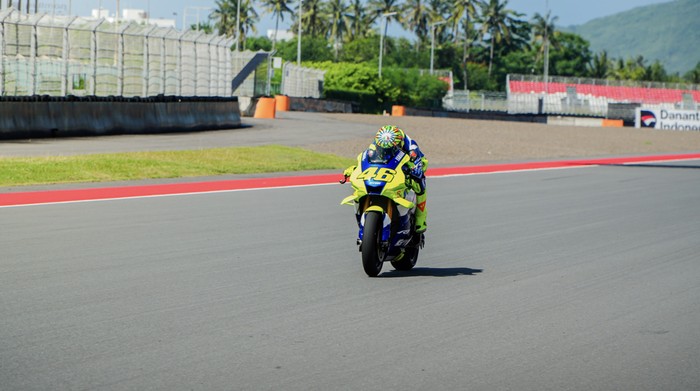 Valentino Rossi Puji Kondisi Aspal Sirkuit Mandalika