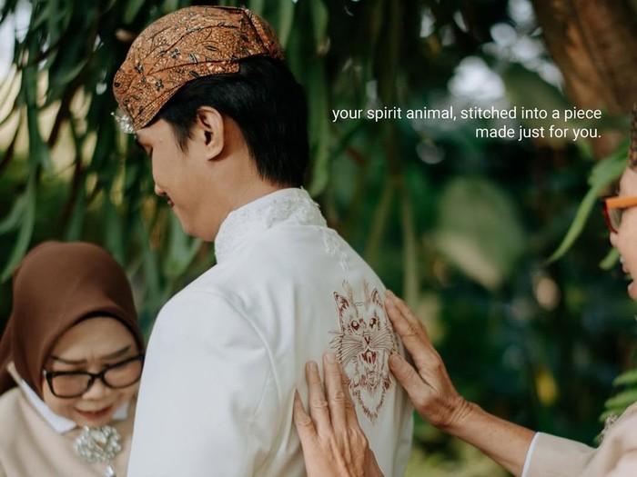 Unik! Pasangan ini abadikan wajah kucing kesayangan jadi bordir di busana pengantin. Postingan momen bahagia tersebut langsung viral di media social.