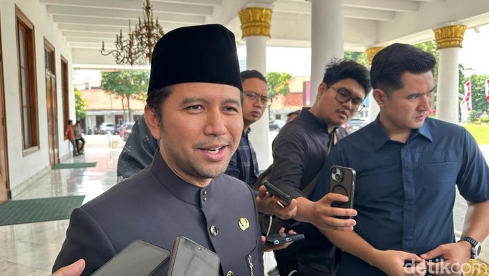 Wagub Jatim Emil Elestianto Dardak