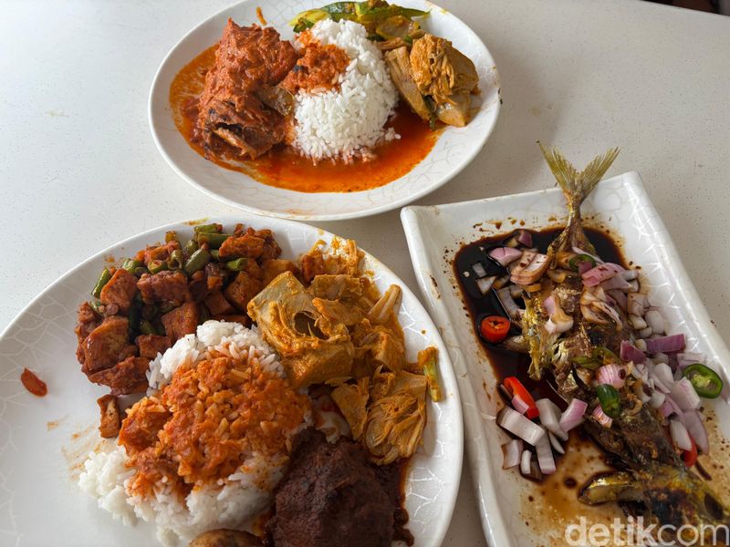 Warong Nasi Pariaman Singapura Warong Nasi Pariaman Singapura