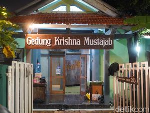 Aksera Surabaya Hidupkan Ruang Mati Lewat Pameran Jam Kosong Vol.2