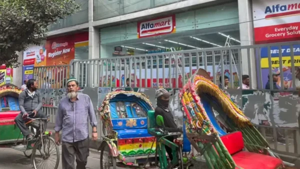Alfamart Kini Buka di Bangladesh, Begini Penampakan Gerai Pertamanya!