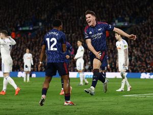 Amukan Arsenal di Kandang Leeds