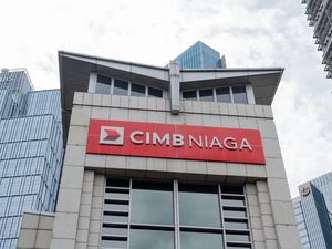 Beredar Kabar CIMB Niaga Bakal Cabut dari Bursa, Dirut Buka Suara
