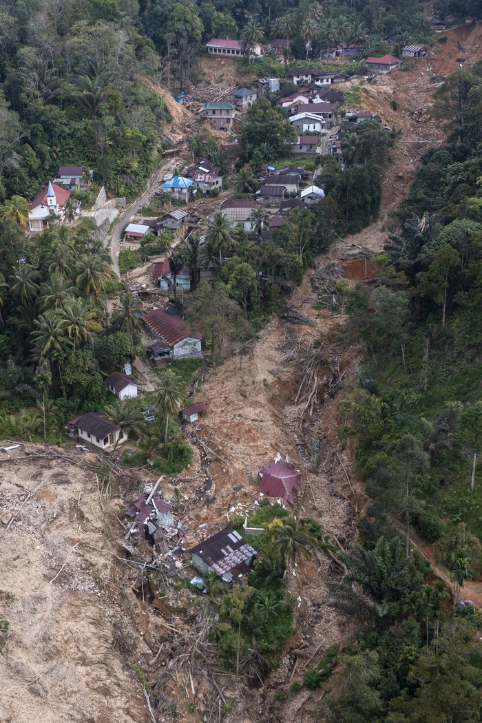 DPR-Pemerintah Sepakat Percepat Pemulihan Bencana Sumatera Sebelum Lebaran