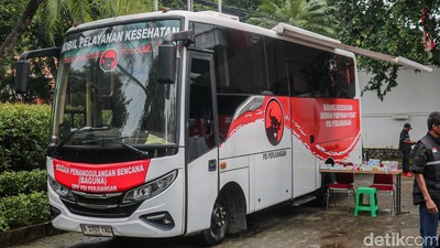Dua Bus Klinik Berjalan Disiapkan untuk Layani Korban Bencana Alam di Jawa Barat