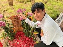 Momen Fadly Faisal Ziarah ke Makam Lula Lahfah