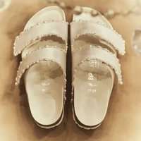 Birkenstock Rilis Koleksi Bridal, Normalisasi Pakai Sandal di Hari Pernikahan