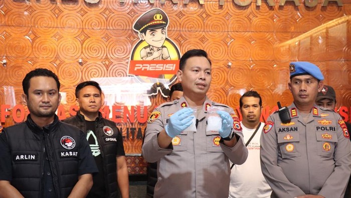 Konferensi pers Polres Tana Toraja.