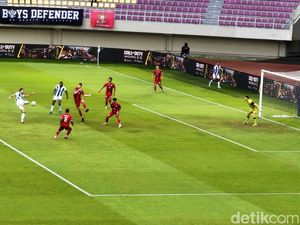 Andrew Jung Bawa Persib Ungguli Persis 1-0 di Babak Pertama