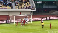 Persis Vs Persib: Maung Bandung Rebut Kemenangan di Solo