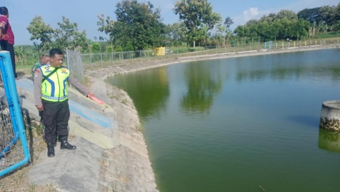 Bocah 7 Tahun Tewas Tenggelam di Embung Grogolan Blora
