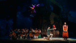 Musikal Perahu Kertas menghadirkan pengalaman panggung yang dirancang untuk memperkuat perjalanan emosi setiap tokoh. Foto: Dok.Indonesia Kaya/ Image Dynamics