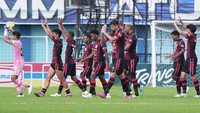 Persipura Mengenang Mettu Dwaramury