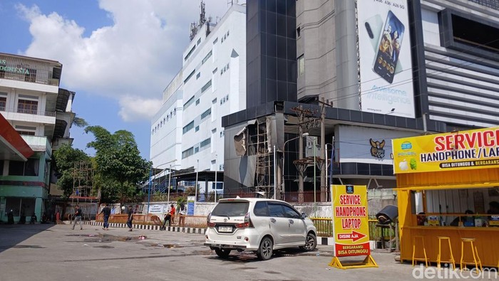 Plaza Millenium Terbakar Pagi Tadi, Plt Kadis Damkar: Tidak Ada Korban Jiwa