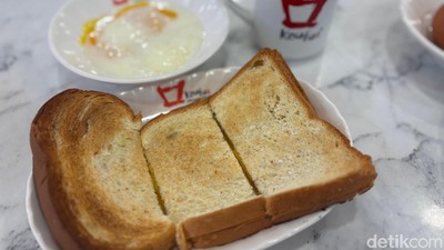 Nyamm! Sarapan Kaya Toast dan Teh Tarik ala Warlok di Singapura
