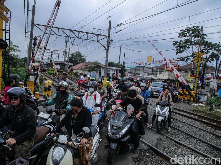 Stasiun Citayam Jadi Sarang Macet, Underpass Bakal Dibangun Mulai 2027
