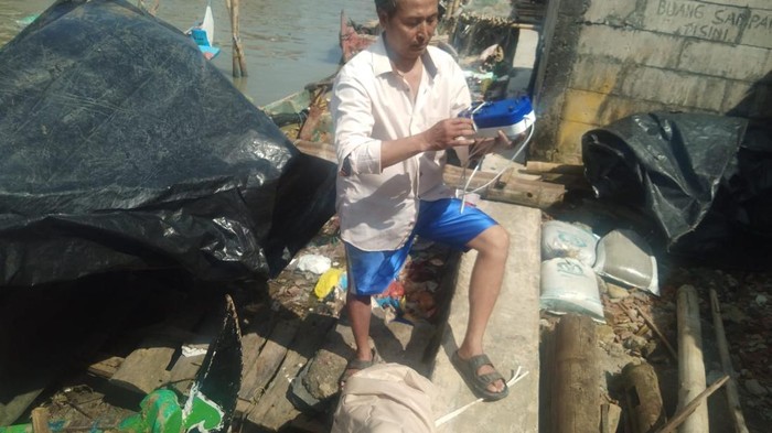 TKP kebakaran kasur udara dan pemanas tubuh elektrik yang menyebabkan lansia stroke terluka di Desa Babalan, Wedung, Demak, Sabtu (31/1/2026).