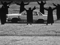 10 Foto Hitam Putih yang Bikin Merinding, Kalau Penakut Jangan Lihat