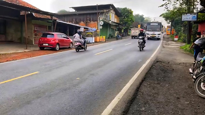 4 Remaja Sukabumi Terkapar di RS Usai Diserang Geng Motor Bercelurit