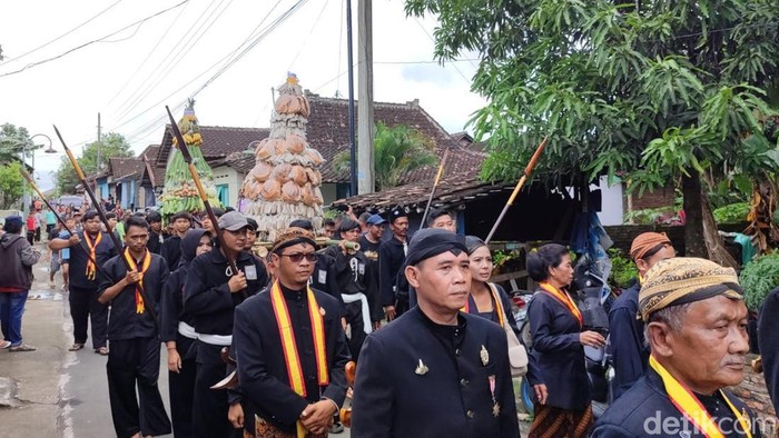 Haul Ki Ageng Perwito di Klaten, Minggu (1/2/2026).