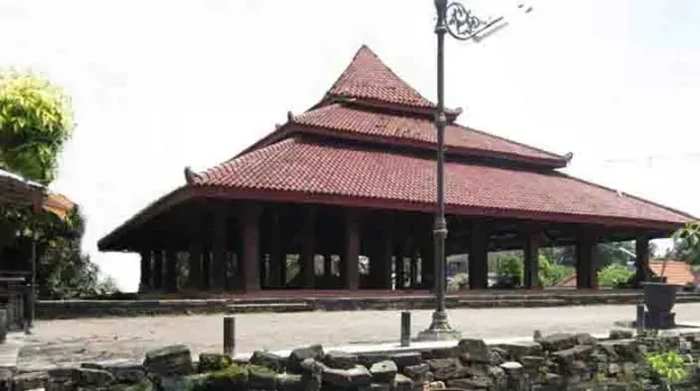 Jejak Sejarah Hindu Islam di Situs Setono Gedong Kediri