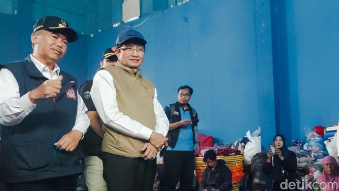 Menteri Agama, KH Nasaruddin Umar ke lokasi bencana cisarua