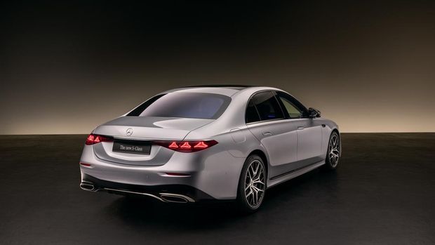 Mercedes-Benz S Class model tahun 2026