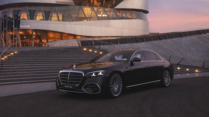 S-Class Baru dari Mercedes-Benz, Menggabungkan Keanggunan dan Teknologi Canggih AI