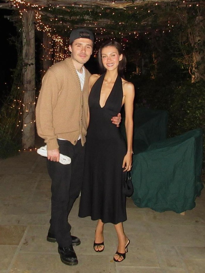 Nicola Peltz dan Brooklyn Beckham