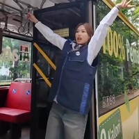 Christy, Esther, Baila, dan Shaz, yang kini dinaungi label global 88 rising, tetap konsisten mengangkat kearifan lokal lewat lokasi dan konsep kontennya. Foto: dok. Instagram @nonawav