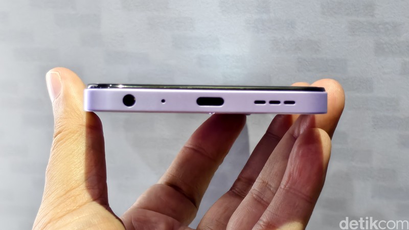 Nubia V80 Max