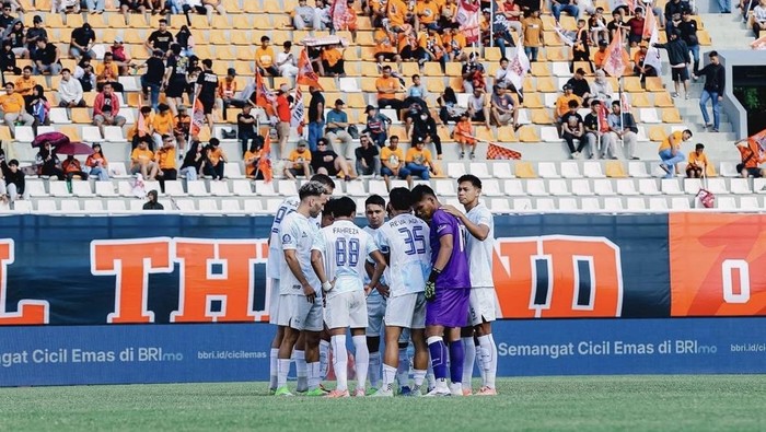 Penggawa PSIM Jogja saat menghadapi Borneo FC di Stadion Segiri, Samarinda, Minggu (1/2/2026).
