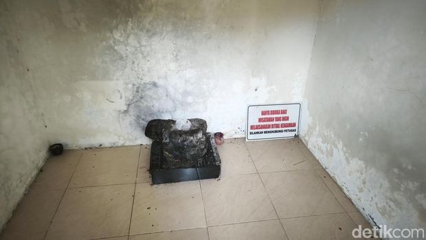 Potret Batu Bobot di kawasan wisata Api Abadi Mrapen, Desa Manggarmas, Kecamatan Godong, Kabupaten Grobogan, Minggu (1/2/2026). Potret Batu Bobot di kawasan wisata Api Abadi Mrapen, Desa Manggarmas, Kecamatan Godong, Kabupaten Grobogan, Minggu (1/2/2026).