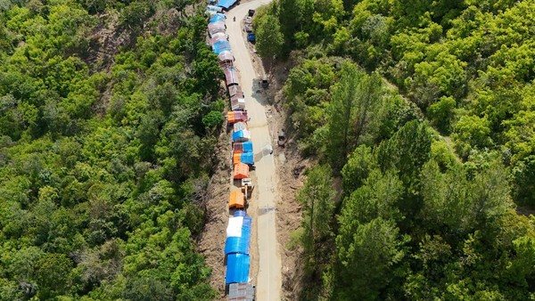 Warga Gayo Lues Aceh Masih Bertahan di Tenda Darurat Pinggir Jalan