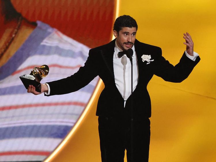 Bad Bunny Raih Album of the Year di Grammy Awards ke-68