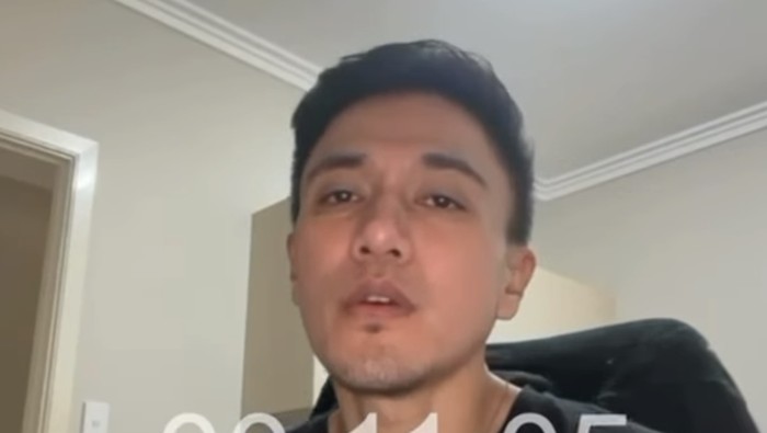 Enrico Whenry Rizky Tambunan, adik Denada