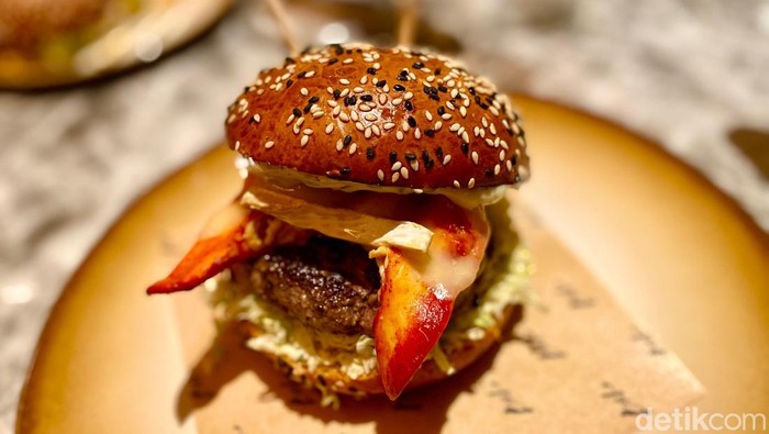 Menu di Restoran Burger & Lobster Jakarta