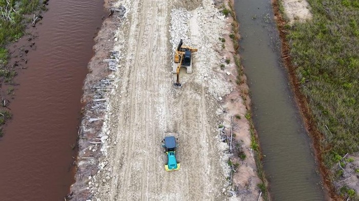 Tantangan Alam Ekstrem, Pembangunan Jalan PSN Wanam Merauke Tetap Dikebut