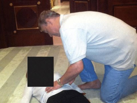 Foto Terbaru Pangeran Andrew di Kasus Epstein Britain's Prince Andrew kneels over a female in this image released by the Department of Justice in Washington, D.C., U.S., on January 30, 2026 as part of a new trove of documents from its investigations into the late financier and convicted sex offender Jeffrey Epstein. U.S. Justice Department/Handout via REUTERS THIS IMAGE HAS BEEN SUPPLIED BY A THIRD PARTY. REDACTED AREAS FROM SOURCE.